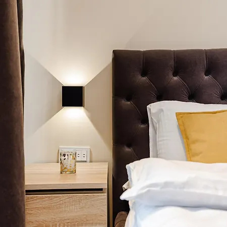 Luxury Ultracentral Skyhouse Apartament Chisinau