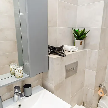 Luxury Ultracentral Skyhouse Apartament